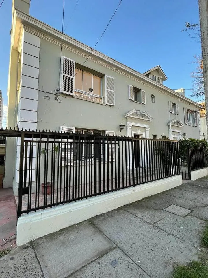 Casona en 6 Norte Viña del Mar 6D3B3E, $2.200.000